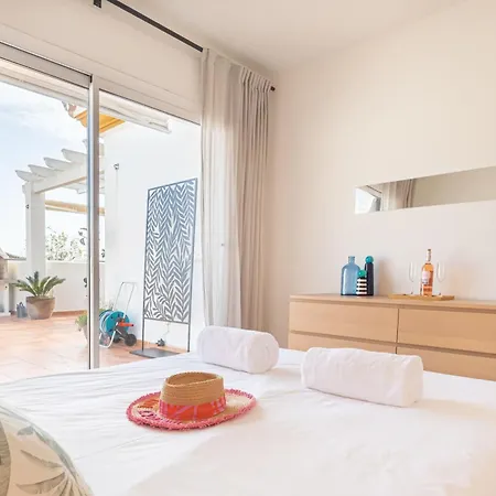 Nagueles Starlite Apartment